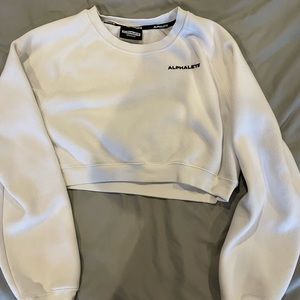 Alphalete cropped sweatshirt (medium)